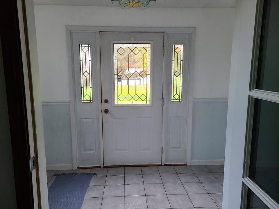  531 Calvin Ln, Latrobe, PA 15650 photo 9