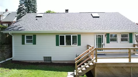 364 Washington, Springdale, PA 15144