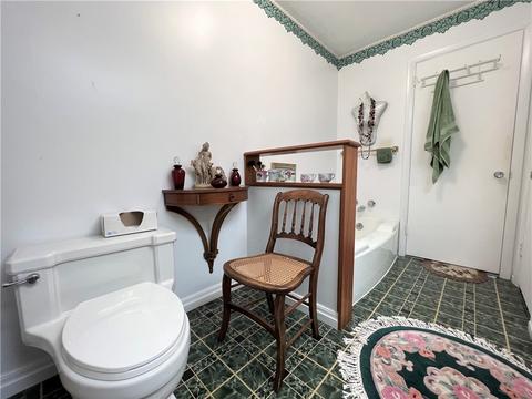 652 E Crestview Dr, Transfer, PA 16154 photo 15