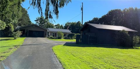 652 E Crestview Dr, Transfer, PA 16154 photo 1