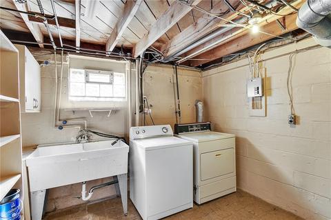 2979 Sunset Cir, Export, PA 15632 photo 24