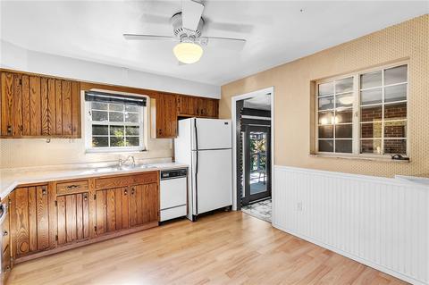 2979 Sunset Cir, Export, PA 15632 photo 10