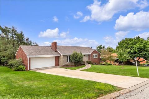 107 Whitehill Cir, Pittsburgh, PA 15227
