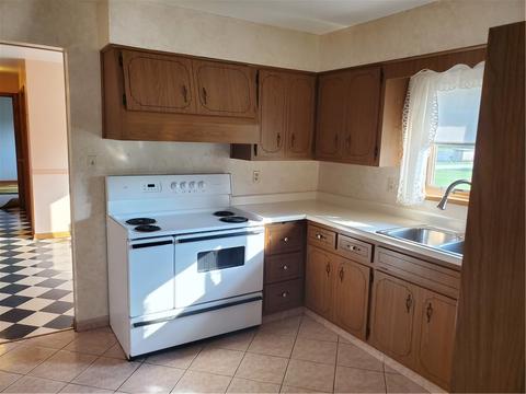 1 Second St Ext, Donora, PA 15033 photo 9