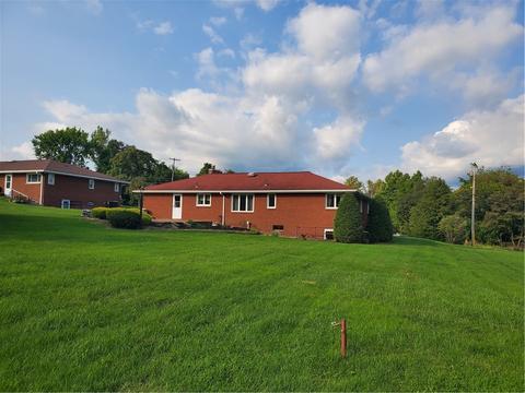 1 Second St Ext, Donora, PA 15033 photo 3