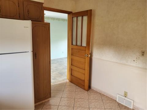 1 Second St Ext, Donora, PA 15033 photo 10