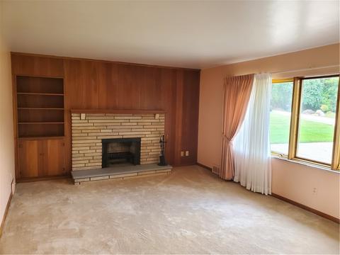 1 Second St Ext, Donora, PA 15033 photo 4