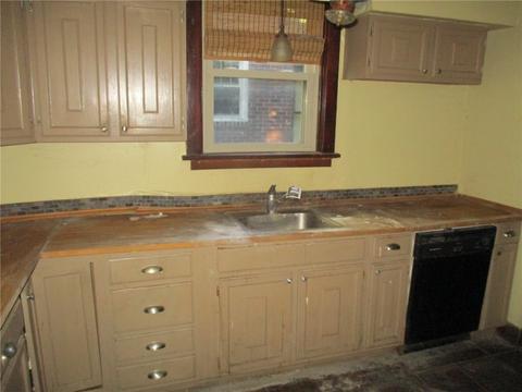 36 Bascom Ave, Pittsburgh, PA 15214 photo 8