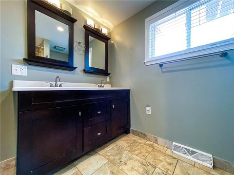 634 Wayne Ave, Monaca, PA 15061 photo 11