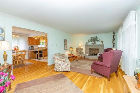 3106 River Rd, Vandergrift, PA 15690 photo 4
