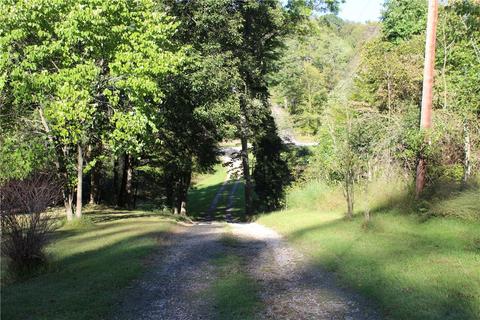 6163 Farm Rd, Export, PA 15632 photo 9