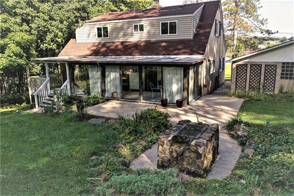  104 Roosevelt Ave, Mcdonald, PA 15057 photo 4
