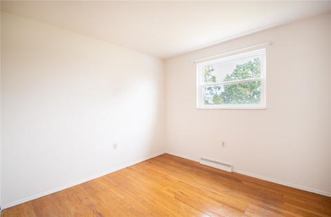 113 Newgate Dr, Monaca, PA 15061 photo 9