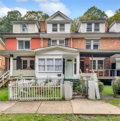 183 Spring St, Aliquippa, PA 15001