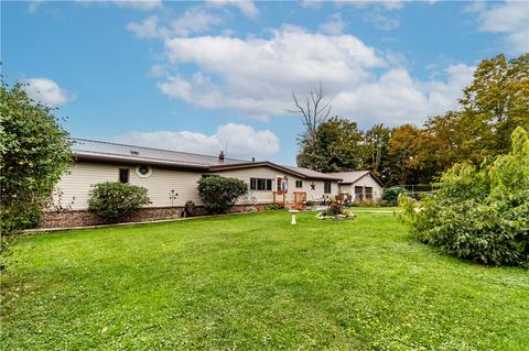 148 Locust Rd, Addison, PA 15411