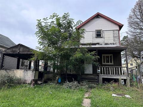 961 Cleveland Ave, Brackenridge, PA 15014