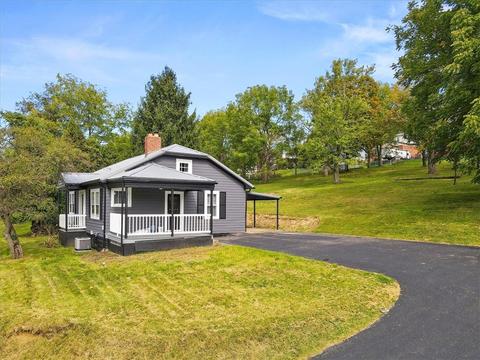 1163 Logan Rd, Bethel Park, PA 15102