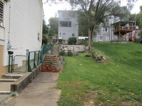 3460 Bismark St, Pittsburgh, PA 15213