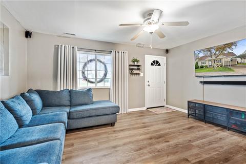 2817 Front St, Monaca, PA 15061 photo 5