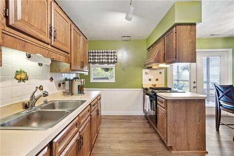 2817 Front St, Monaca, PA 15061 photo 7