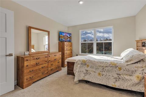 2045 Cade Dr, Monaca, PA 15061 photo 10
