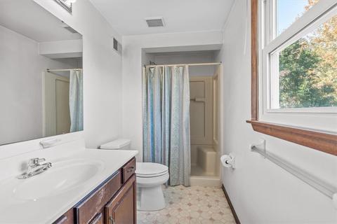 6978 Berkshire Dr, Export, PA 15632 photo 14