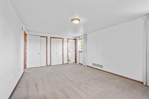 6978 Berkshire Dr, Export, PA 15632 photo 12