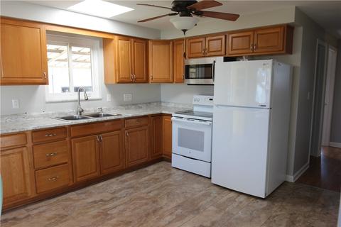39 E 4th Ave, Latrobe, PA 15650 photo 7