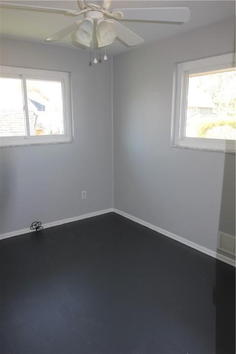 39 E 4th Ave, Latrobe, PA 15650 photo 12