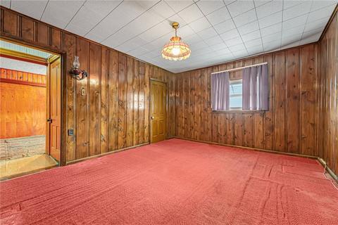 137 E 3rd St, Derry, PA 15627 photo 12