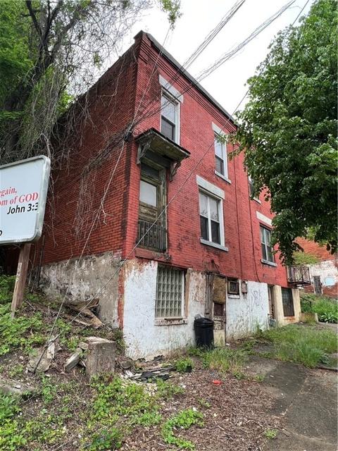 557 Herron Ave, Pittsburgh, PA 15219