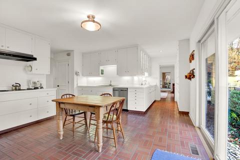 286 Weaver Mill Rd, Rector, PA 15677 photo 9