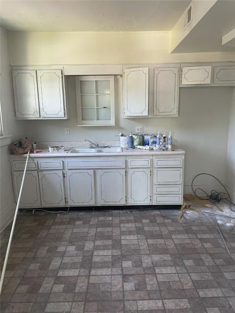 1011 4th St, North Braddock, PA 15104 photo 3