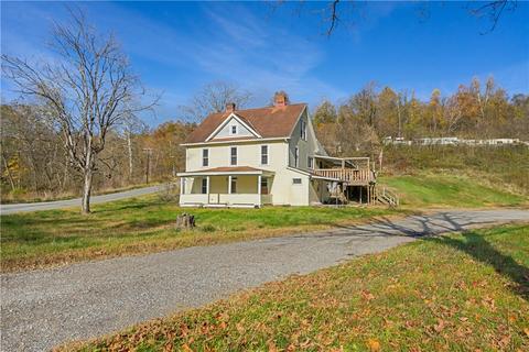 679 Lowber Rd, Irwin, PA 15642 photo 1