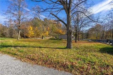 679 Lowber Rd, Irwin, PA 15642 photo 18