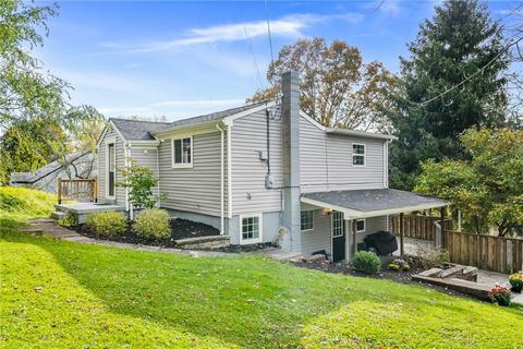 792 Franklin, Mars, PA 16046 photo 2
