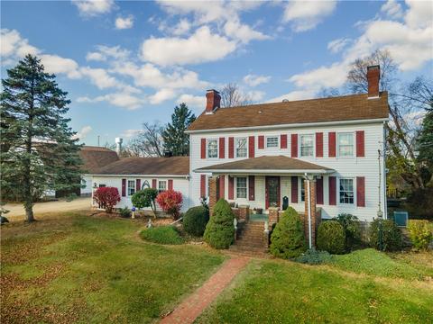 2243 E National Pike, North Bethlehem, PA 15360