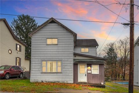 310 Hill St, Connellsville, PA 15425
