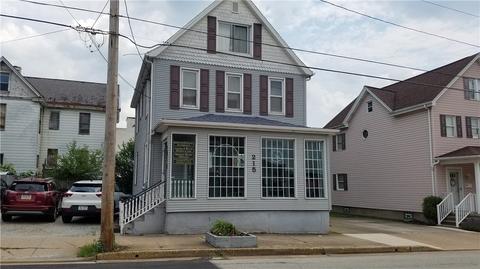 215 Chestnut St, Latrobe, PA 15650