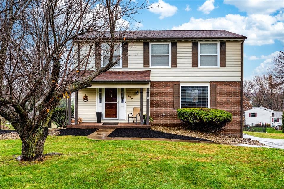 129 Kings Dr, Monaca, PA 15061 25 Photos MLS 1583934 Movoto