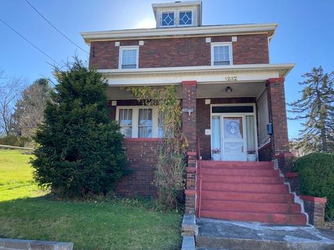 1232 Summit, Monessen, PA 15062