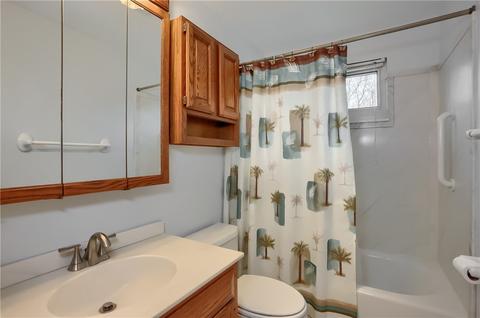 237 Burch Dr, Coraopolis, PA 15108 photo 25