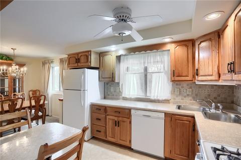 237 Burch Dr, Coraopolis, PA 15108 photo 17