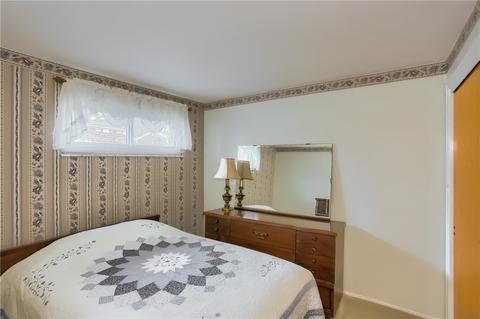 237 Burch Dr, Coraopolis, PA 15108 photo 19