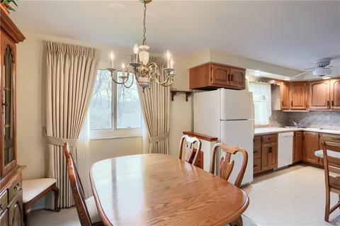 237 Burch Dr, Coraopolis, PA 15108 photo 14