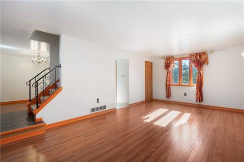 1452 Prospect Rd, Pittsburgh, PA 15227 photo 3