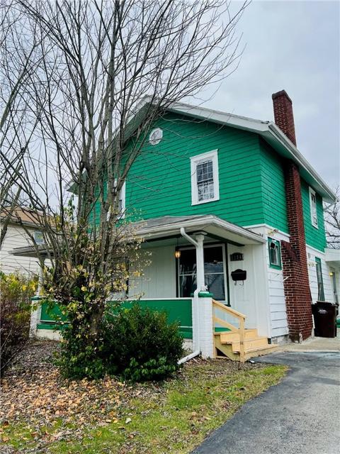 1186 Haig St, Sharon, PA 16146