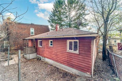 317 Lobinger Ave, Braddock, PA 15104 photo 22
