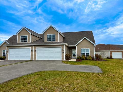 208 Muirfield Ct, Butler, PA 16001