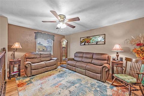 1548 Hancock Ave, Apollo, PA 15613 photo 5